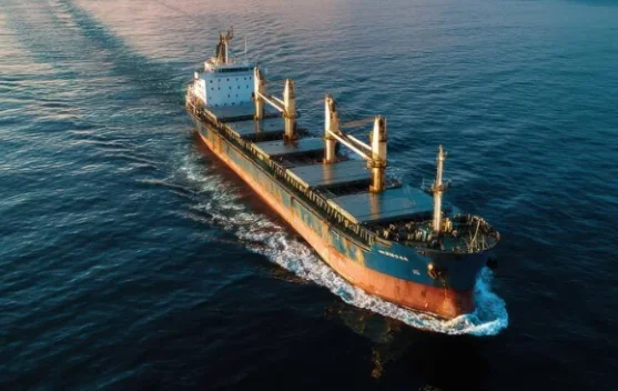Lalu Lintas Kapal Selat Hormuz Naik 54 Persen usai Kesepakatan AS-Iran - RRI.co.id