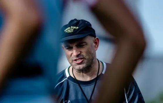 Krisis Pemain Hantui Persebaya Jelang Derby Suramadu | LPP RRI