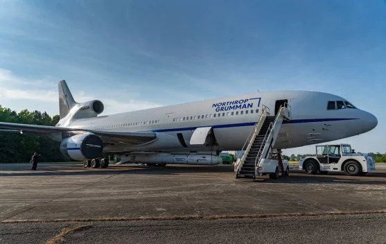 Roket Pegasus XL Siap Diluncurkan untuk Selamatkan Orbit Teleskop Swift
