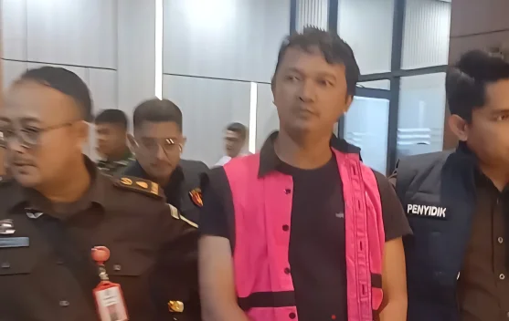 Kejari Tangsel Penjarakan Pimpinan Penggadaian Pondok Aren - RRI.co.id