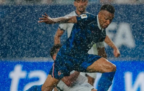 Laga Tertunda Dua Jam, Mbappe Ungkap Tantangan Mental