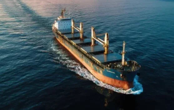 Iran Pastikan Selat Hormuz Kembali Normal, Kapal Dagang Bebas Melintas - RRI.co.id