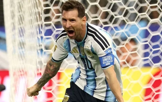 Mac Allister dan Alvarez Tak Henti Kagumi Messi usai Pecahkan Rekor Piala Dunia - RRI.co.id
