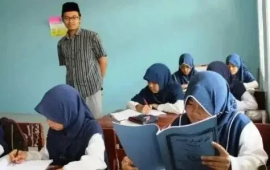 DPR: Insentif Guru Madrasah Honorer, Tingkatkan Kesejahteraan Guru - RRI.co.id