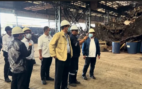 Sidak Perusahaan Baja, Menkeu Minta Dunia Usaha Jalankan Bisnis Sesuai Aturan