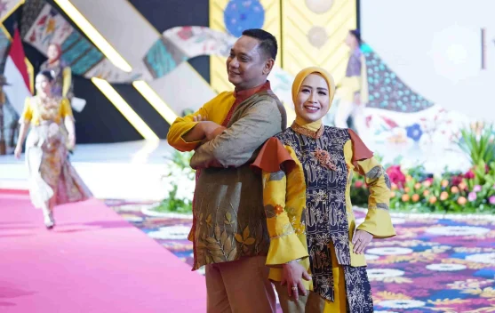 Batik Mangrove Muaragembong Bekasi Tampil di Pekan Kerajinan Jawa Barat 2026 - RRI.co.id