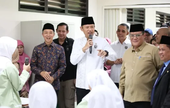 Pemerintah Pusat Siapkan Anggaran Rp4 Triliun untuk Renovasi 1.400 Madrasah - RRI.co.id
