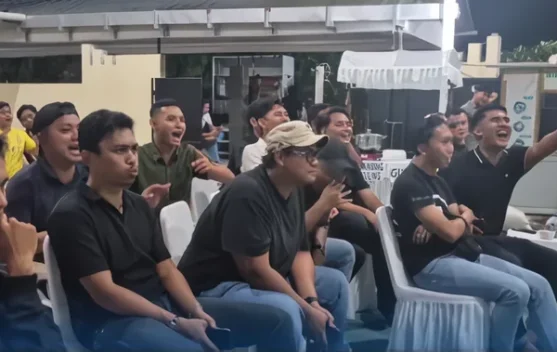 Nobar Bola Gembira TVRI NTB Dongkrak Omzet UMKM, Pedagang Rasakan Manfaat Ekonomi - RRI.co.id