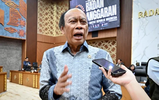 DPR Pastikan Harga BBM Bersubsidi Tidak Akan Naik hingga Akhir Tahun 2026 - RRI.co.id