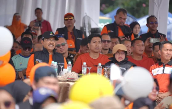 Mensos Pimpin Ikrar Petugas Sensus Ekonomi - RRI.co.id