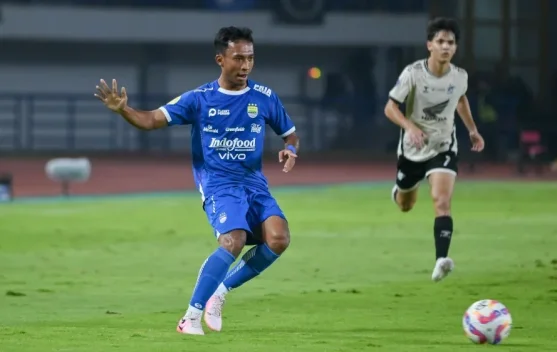 Robi Darwis Tinggalkan Persib demi Cari Tantangan Baru - RRI.co.id