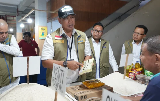 Bulog Tarik MinyaKita Diduga Berbau Solar - RRI.co.id
