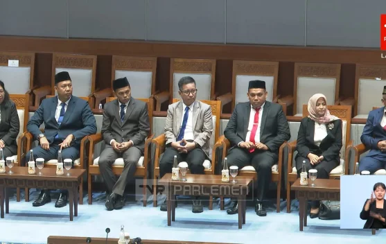 Paripurna DPR Setujui Tujuh Anggota KIP Periode 2026-2030 - RRI.co.id