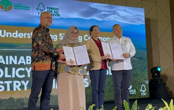 Kemenhut-FSC Sepakati Pengelolaan 91 Juta Hektare Hutan RI Diperkuat - RRI.co.id