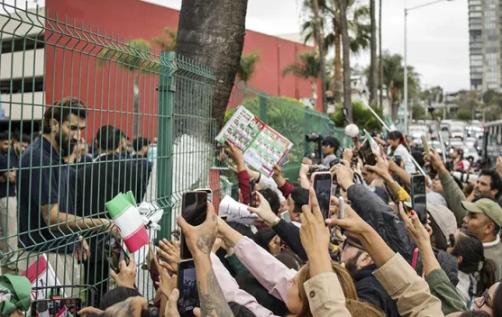 Momen Haru, Suporter Tijuana Antar Kepulangan Timnas Iran dari Piala Dunia 2026 - RRI.co.id