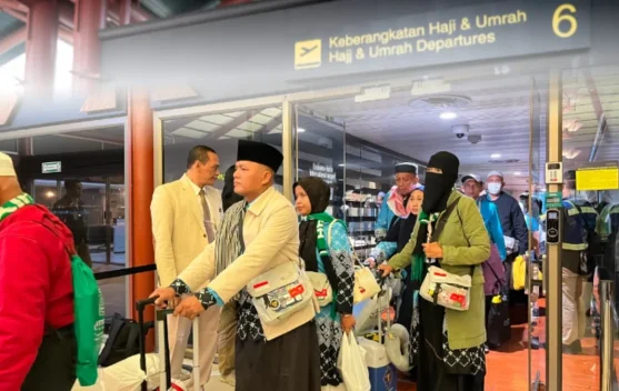 Kemenhaj Minta Penertiban Waktu Kedatangan dan Penanganan Bagasi Jemaah Umrah - RRI.co.id