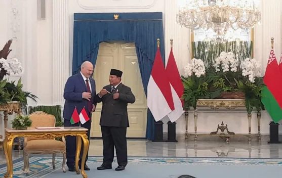 Usai Upacara Penyambutan, Presiden Belarus Hadiahi Presiden Prabowo Pulpen Emas
