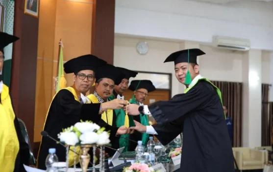 Gus Rikza Raih Doktor UIN Suka, Gagas Revitalisasi PAI Pesantren