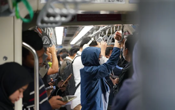 Pengguna LRT Jabodebek Semester I 2026 Capai 16.018.911 Orang - RRI.co.id