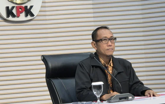 Keterbatasan Tiket Jadi Kendala KPK Bawa Tersangka Swasta dari Langkat ke Jakarta - RRI.co.id