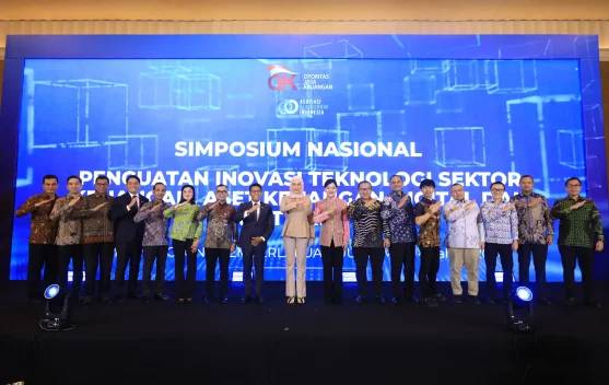 OJK Perkuat Ekosistem Keuangan Digital Lewat Regulasi Adaptif - RRI.co.id