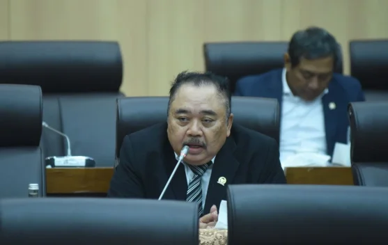DPR: Kebakaran TPA Jatiwaringin Jadi Alarm Perbaikan Tata Kelola Sampah - RRI.co.id