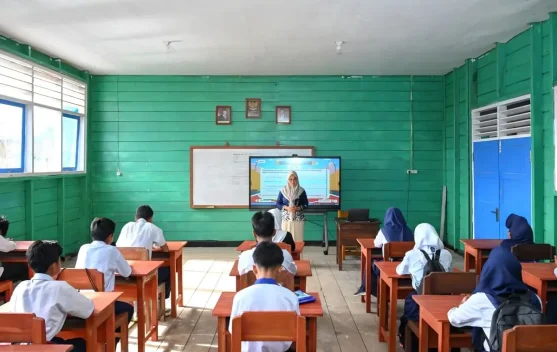 Skema Keterlibatan Kantin Sekolah dalam Distribusi MBG Masih Dikaji - RRI.co.id