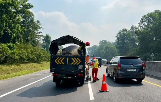 Jasa Marga Lanjutkan Pemeliharaan Jalan Tol Cipularang-Padaleunyi - RRI.co.id