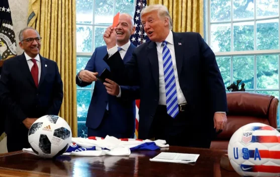 Sanksi Kartu Merah Folarin Balogun, Presiden Trump: Saya Tidak Tahu Artinya - RRI.co.id