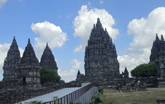 Presiden Prabowo dan PM Modi Akan Tandatangani Kerjasama di Candi Prambanan - RRI.co.id