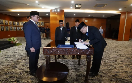 Mendag Tekankan Pengawasan Internal usai Lantik Irjen Baru Kemendag - RRI.co.id