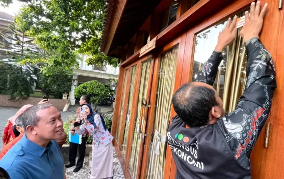 Wali Kota Bekasi Ajak Warga Dukung Sensus Ekonomi 2026 - RRI.co.id
