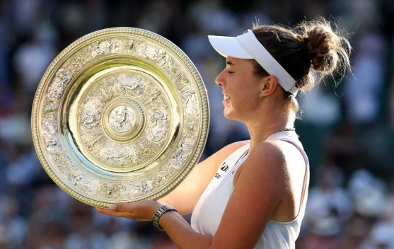 Redam Perlawanan Muchova, Noskova Rebut Gelar Wimbledon Perdana