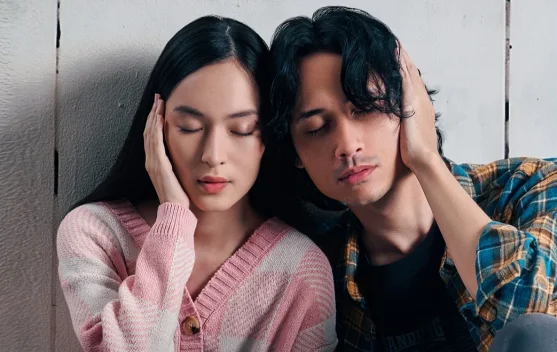 Final Poster 'Dan Bandung' Resmi Dirilis, Angkat Romansa Beda Kasta di Kota Kembang