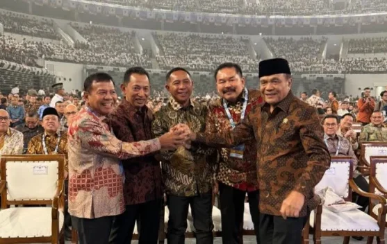 Momen Hangat Presiden Prabowo Sapa Kapolri, Panglima, dan Jaksa Agung di Harkopnas - RRI.co.id