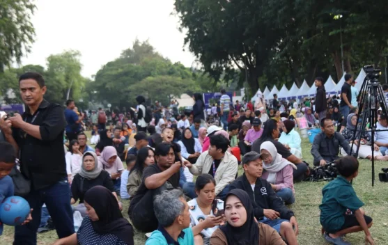 Pelaku UMKM Raih Omzet hingga 200 Persen di Festival Rakyat Bola Gembira