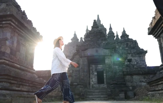 Wisata Candi Plaosan Jadi Penggerak Ekonomi Desa Bugisan Didampingi Astra