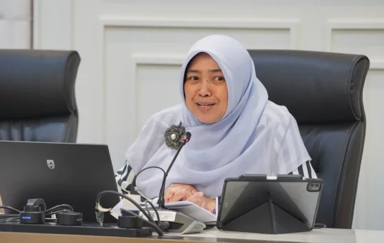 DPR Minta Pendanaan Pendidikan dan MBG Tetap Terjaga - RRI.co.id