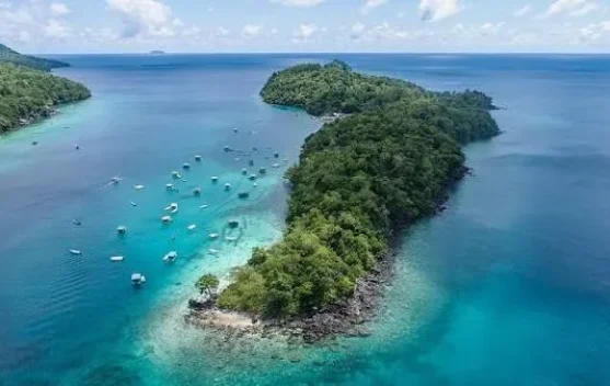 Daya Tarik Wisata Alam Bahari Pulau Rubiah dan Pantai Uempamaja - RRI.co.id