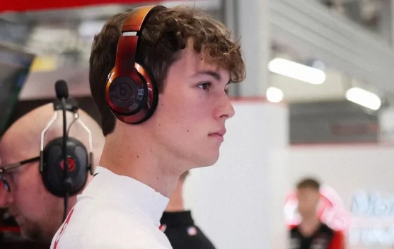 Ollie Bearman Tegaskan Komitmen Bersama Ferrari