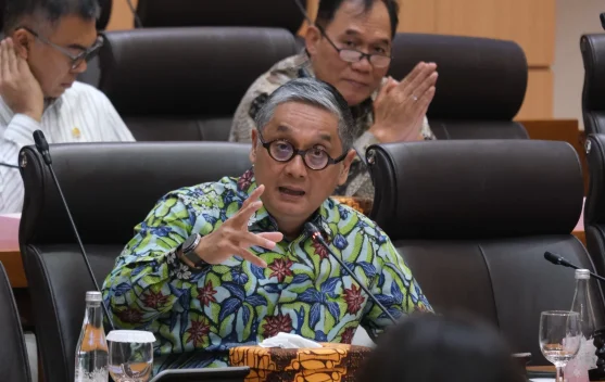 Wisman Bertambah, DPR Tekankan Penguatan Nilai Ekonomi Pariwisata Nasional