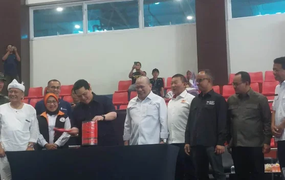 Menpora Buka Kejurnas Muaythai di Bekasi, Apresiasi Peran La Nyalla Mattalitti
