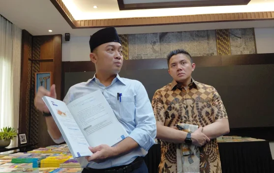 Presiden Prabowo Ingin Perbaharui Buku Pelajaran Siswa