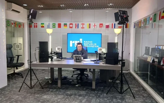 Hari Radio Nasional: Ketika Suara Tetap Menemani di Era Digital