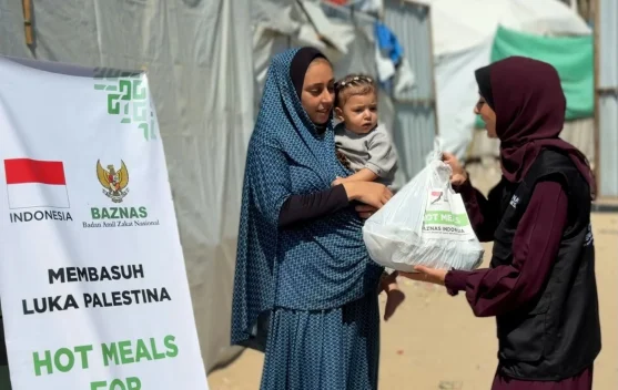 BAZNAS Salurkan Makanan untuk 3.500 Warga Gaza
