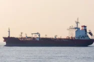 PBB Mulai Evakuasi 11.000 Pelaut yang Terjebak di Selat Hormuz