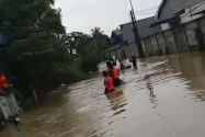 Banjir 1,8 Meter Rendam Cipondoh, 700 KK Terdampak