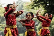 Pemprov Jabar Tetapkan 18 Mei Sebagai Hari Tatar Sunda