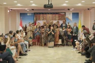 KBRI Takhta Suci Promosikan Wastra Nusantara Lewat Peragaan Busana OERIP di Roma