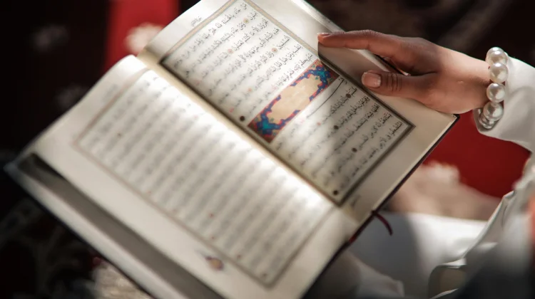 Strategi Khatam Al-Qur'an Sepuluh Hari saat Ramadhan